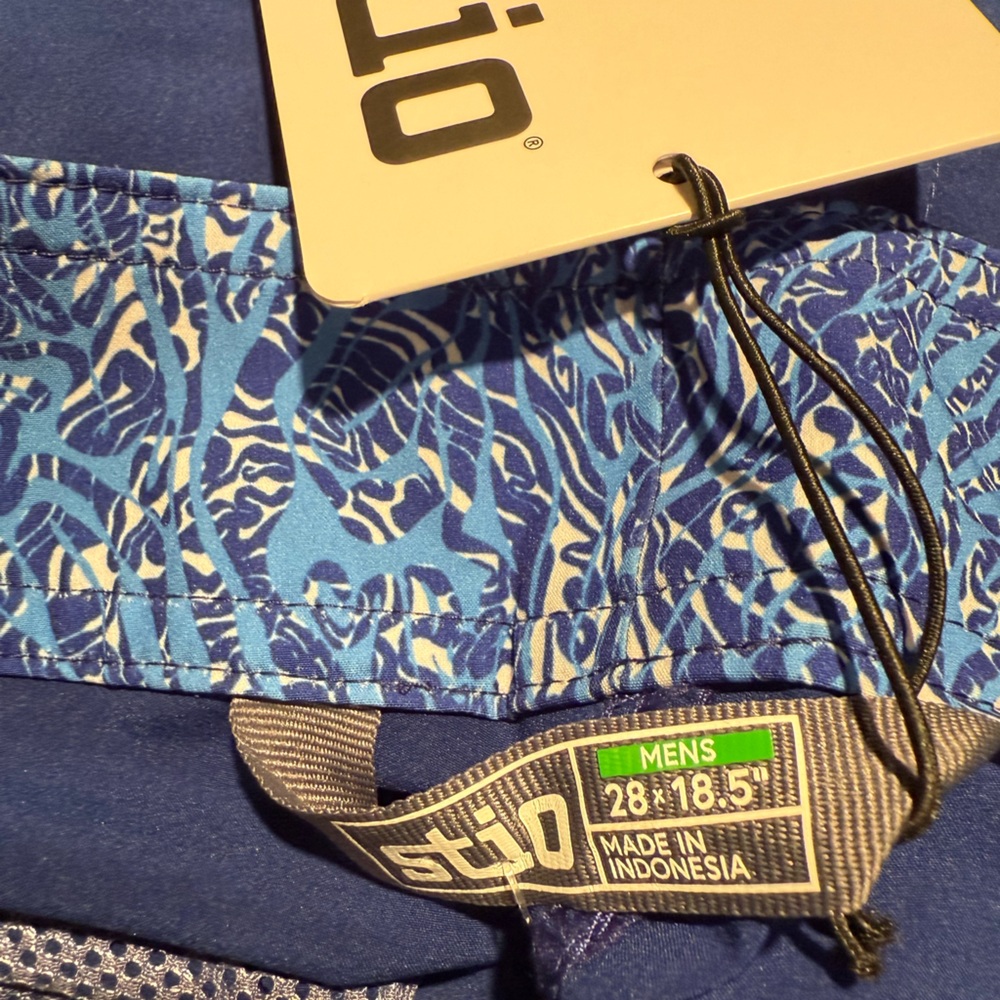 NEW💙Stio CFS Board Short Mens 28 Blue Cobalt Night Swim Trunks UPF 50 Stretch - Picture 8 of 8